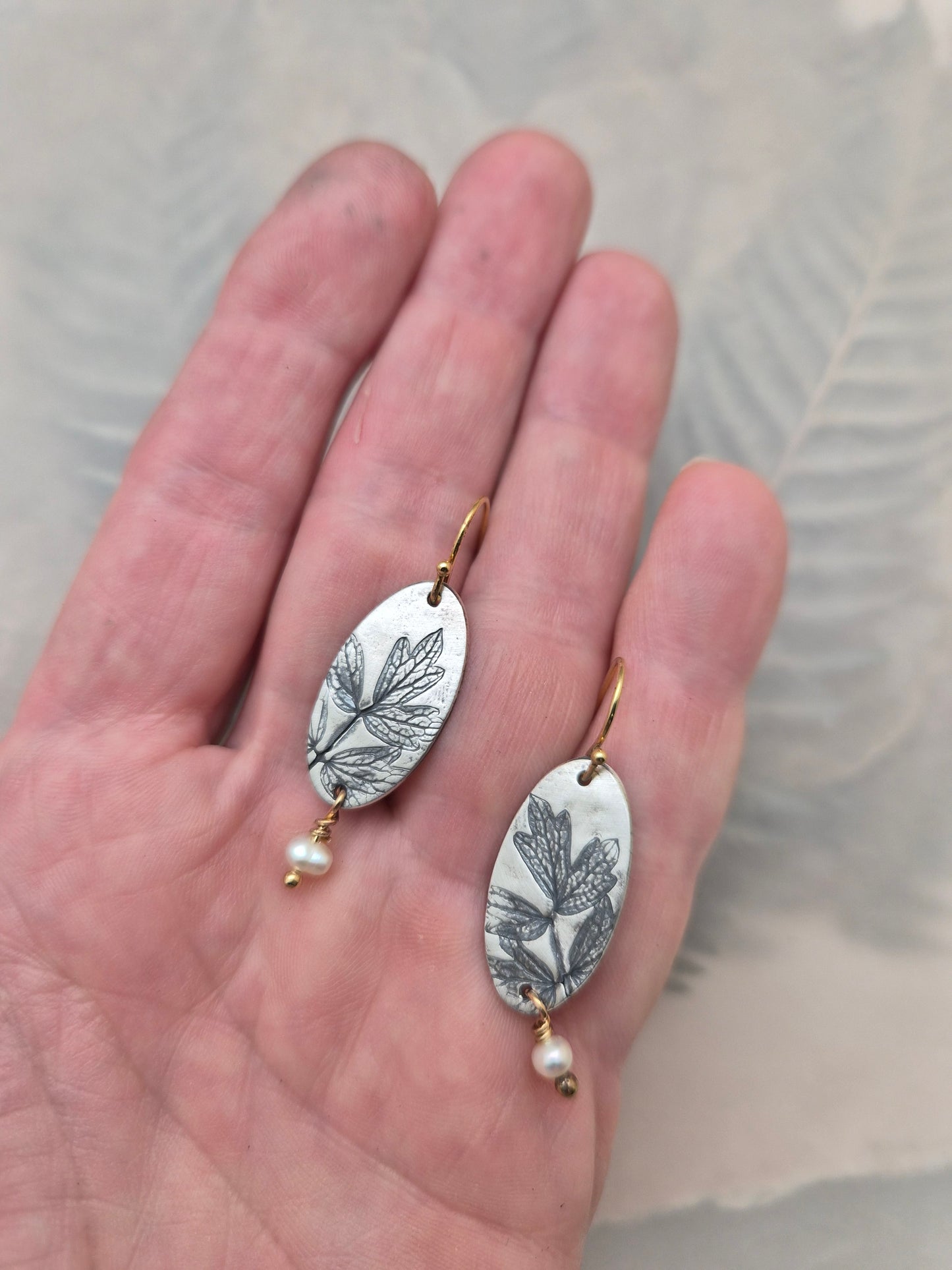Rue and Pearl -earrings