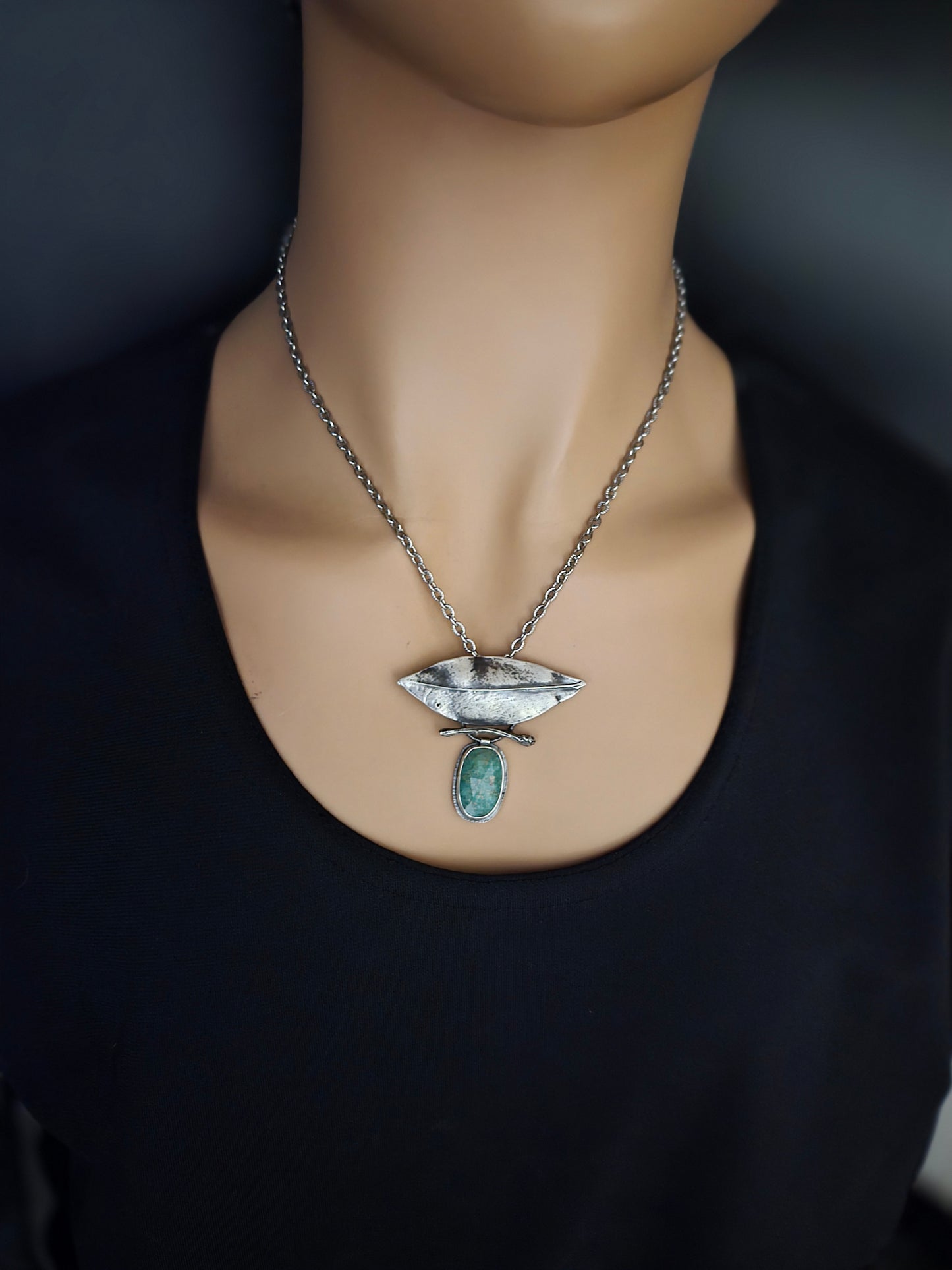 Green turquoise with laurel leaf necklace