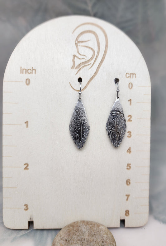 Highland Meadow Dangle-SMALL