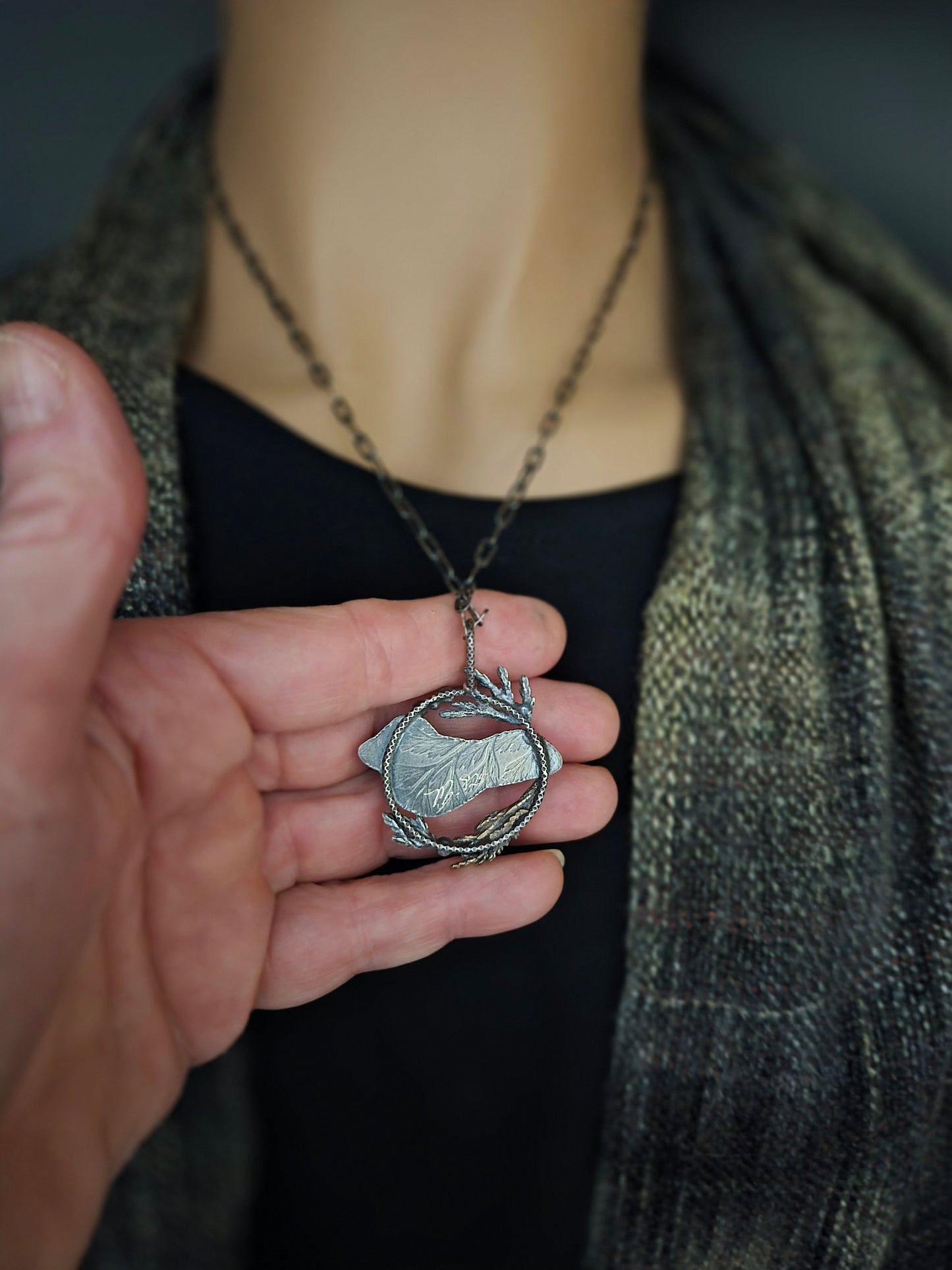 Lichen Birdie necklace
