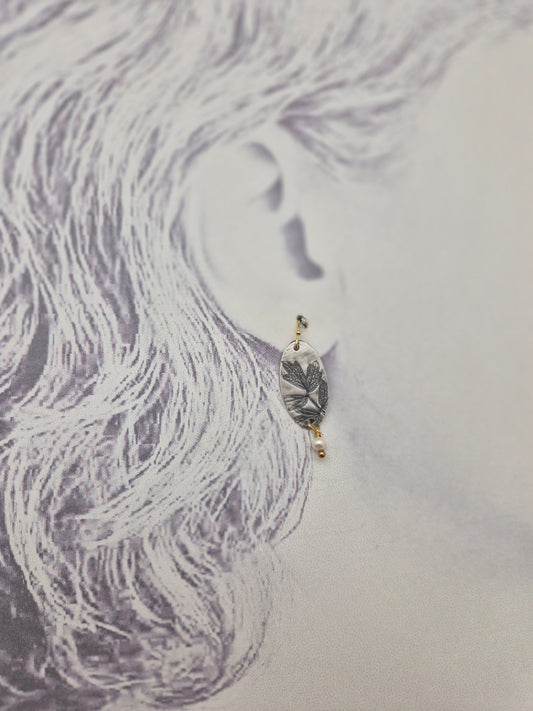Rue and Pearl -earrings
